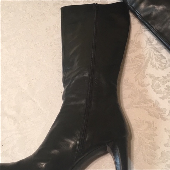Stuart Weitzman Genuine Leather Tall Boots - Picture 5 of 10